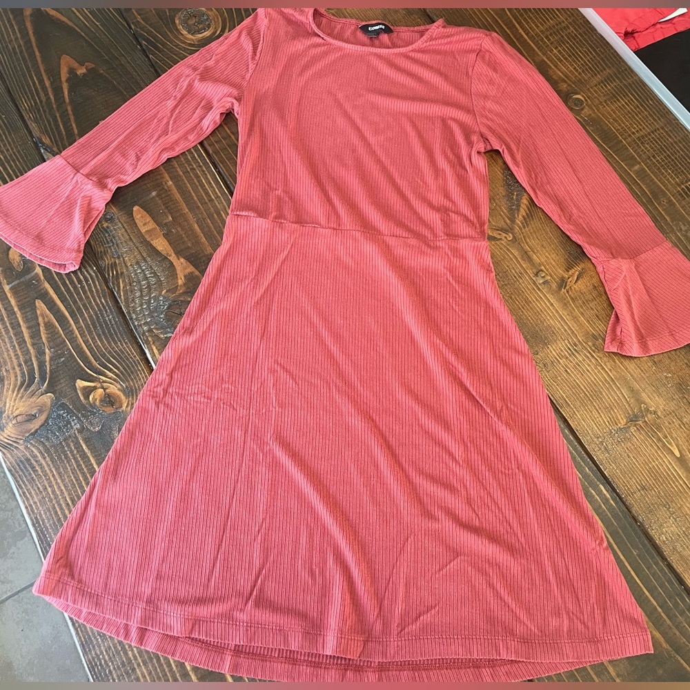 Express Long Sleeve Flowy Dress 👗